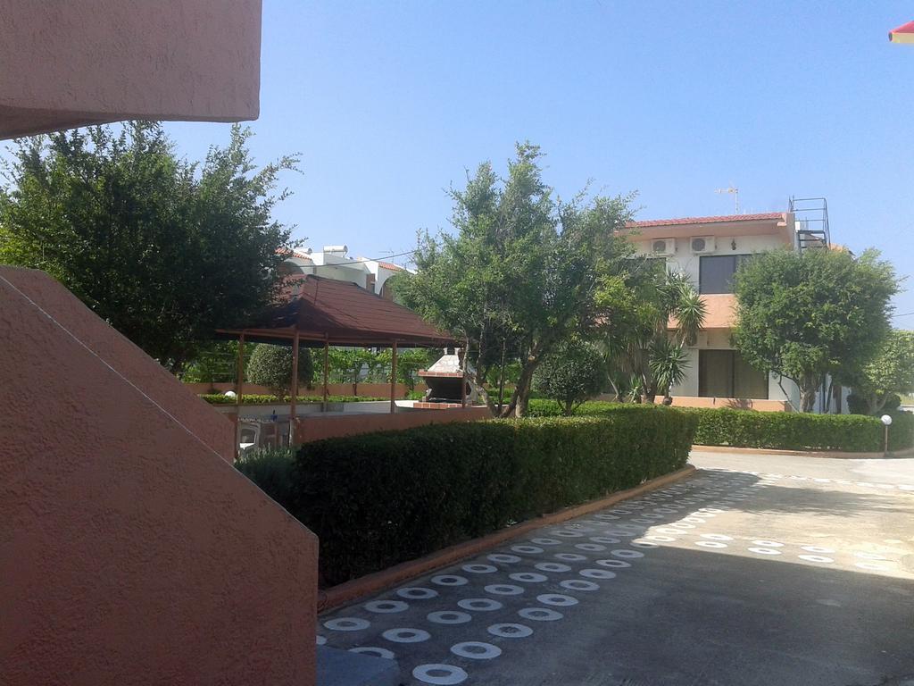 Kyriakos Studios Afantou Exterior photo